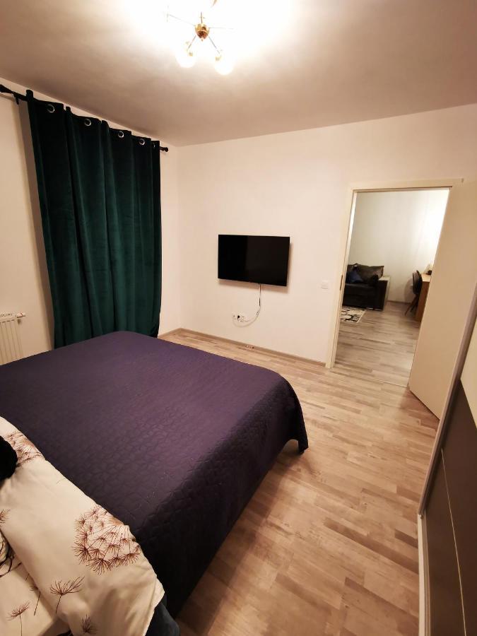 Teo Apartment Braşov Extérieur photo